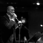 Altro che serenate alla luna: Roberto Funaro racconta la rabbia di chi continua a sentire la mancanza di un amore